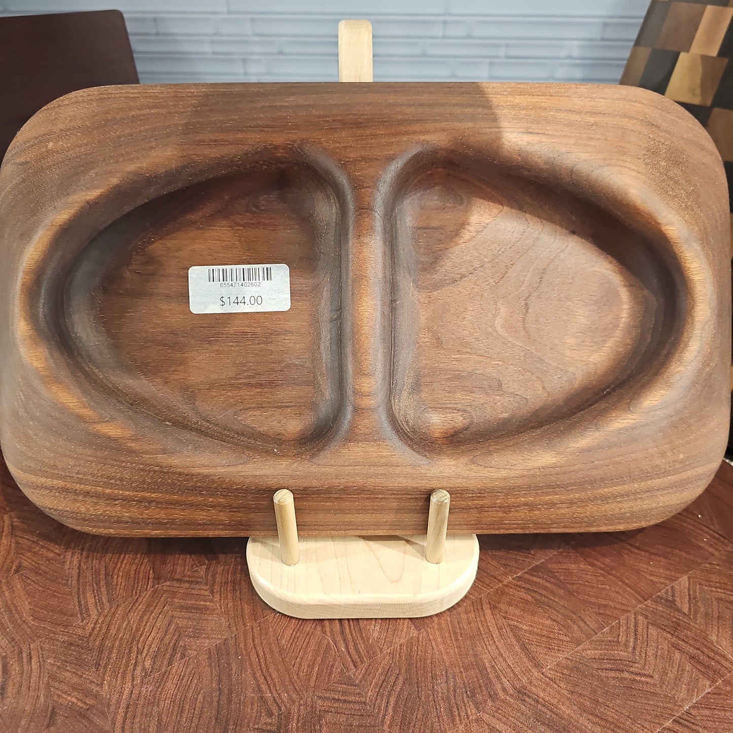 # 28 Charcuterie / Serving Board