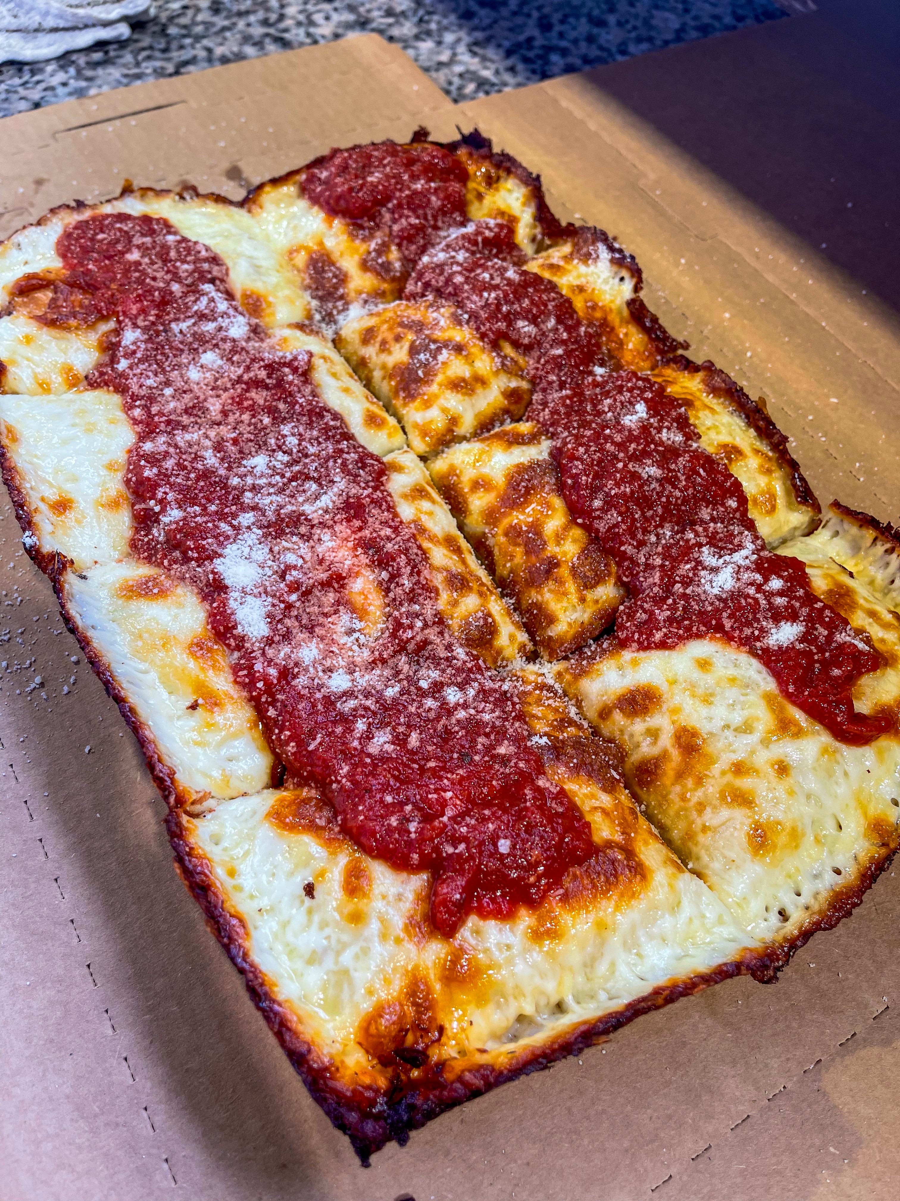 Detroit Pizza - Cheese