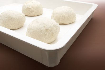 MFG Residential Dough 2 Trays & Lid
